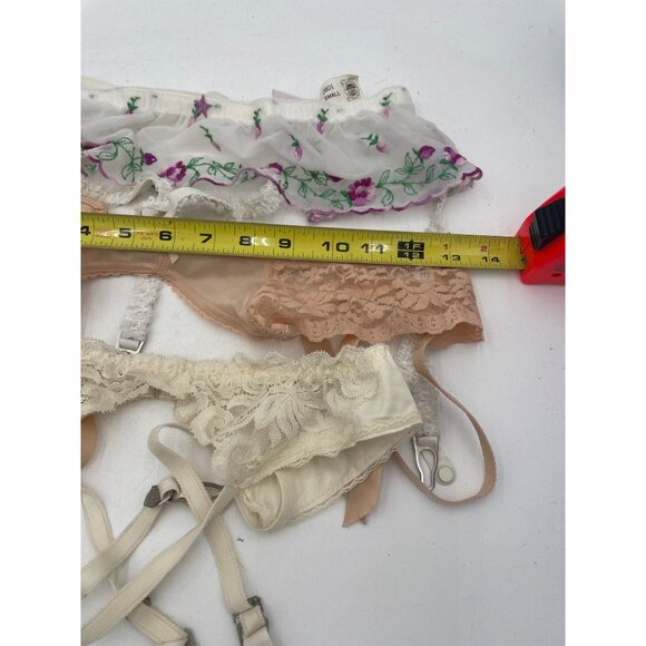 Vintage Garters 2  Frederick’s of Hollywood 1 da Notte S 1 with matching panties - Picture 9 of 9